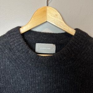 Everlane Alpaca Crewneck Sweater, Size Medium